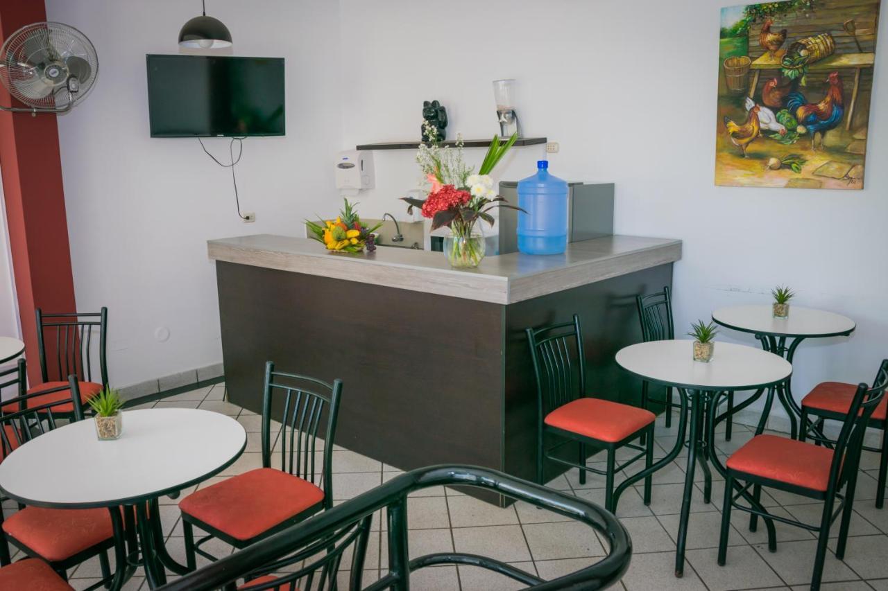 Hostal CENTRIKA Tarapoto Exterior foto